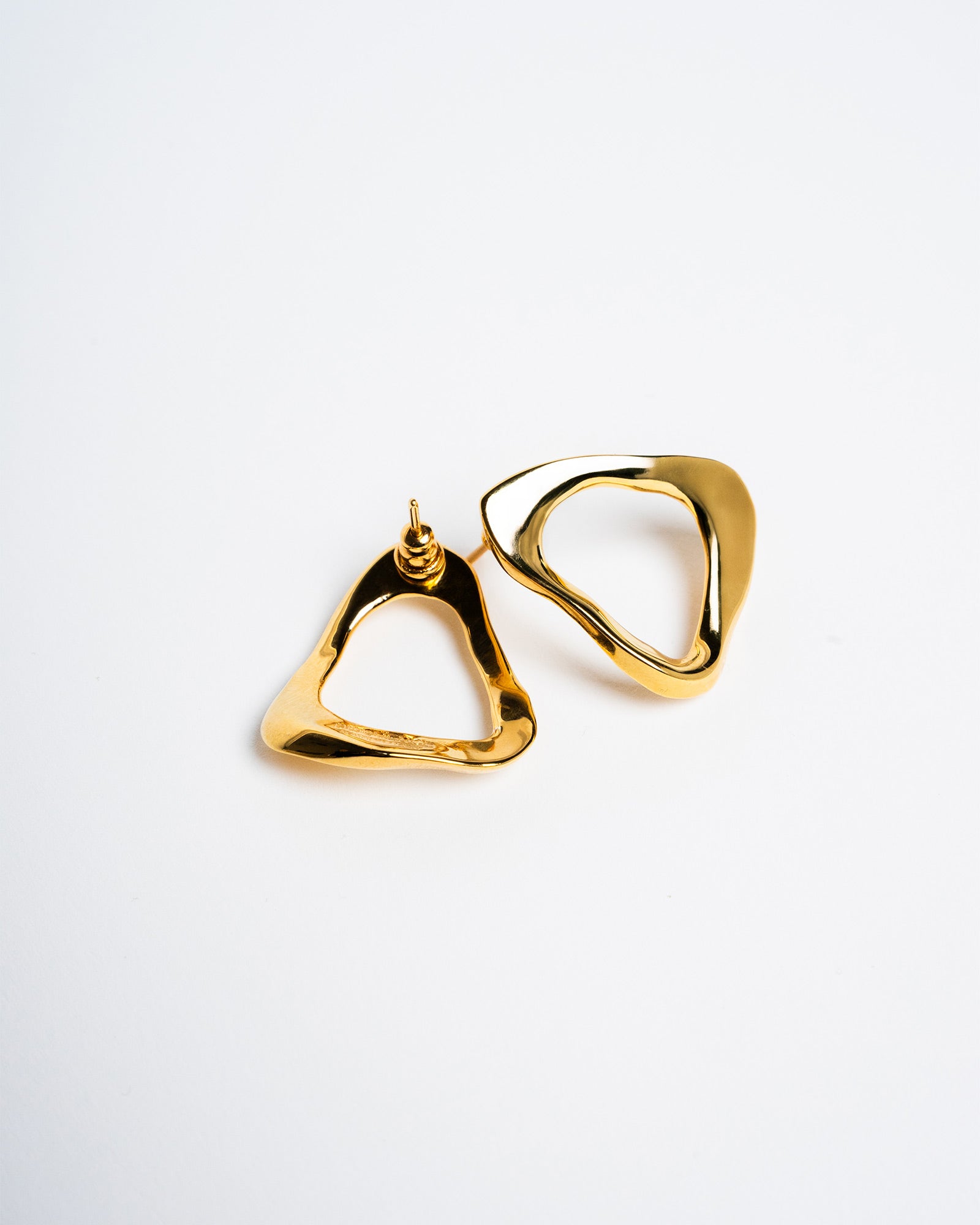 Daimon Earrings Classic