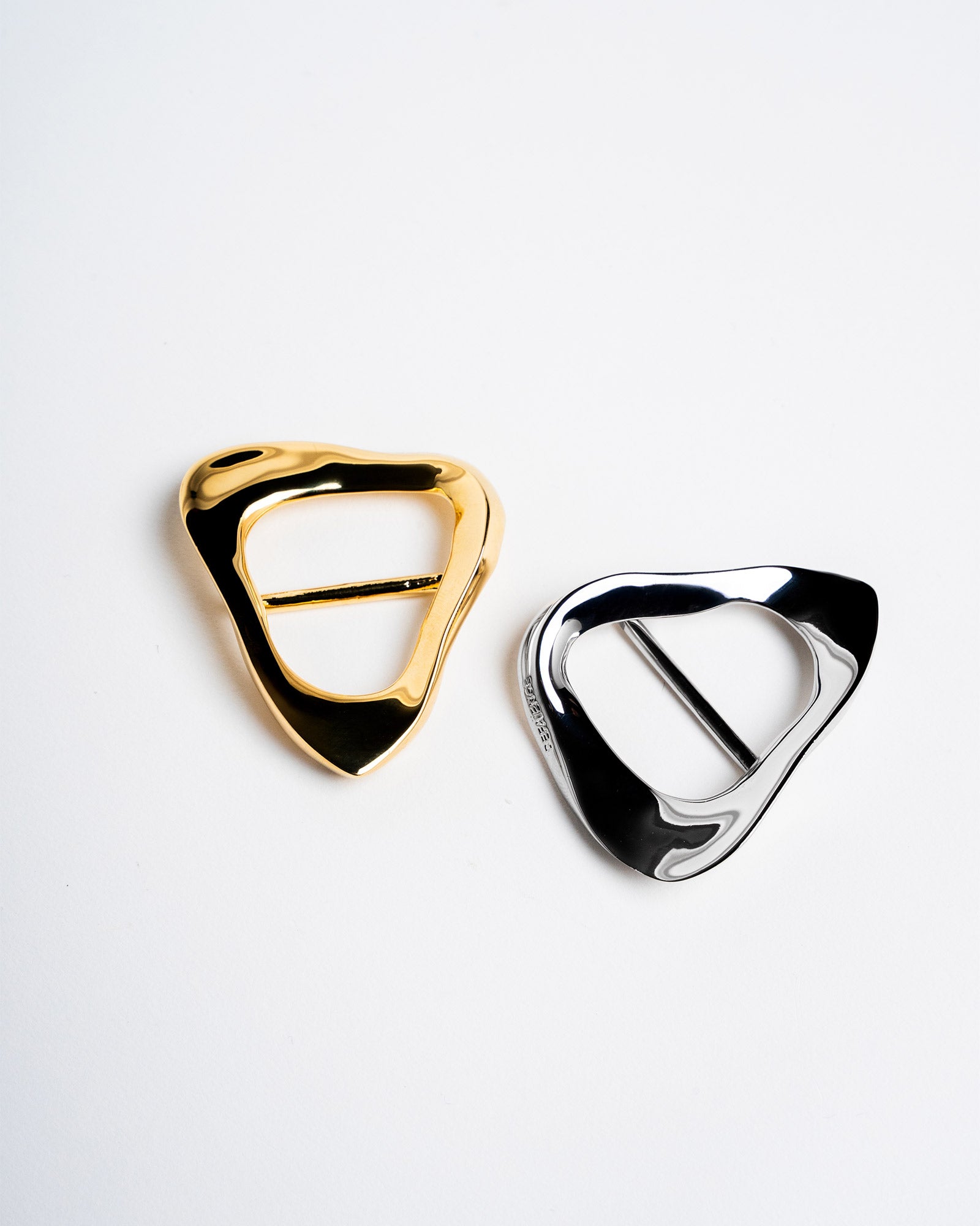 DAIMON BUCKLE · FIRST EDITION