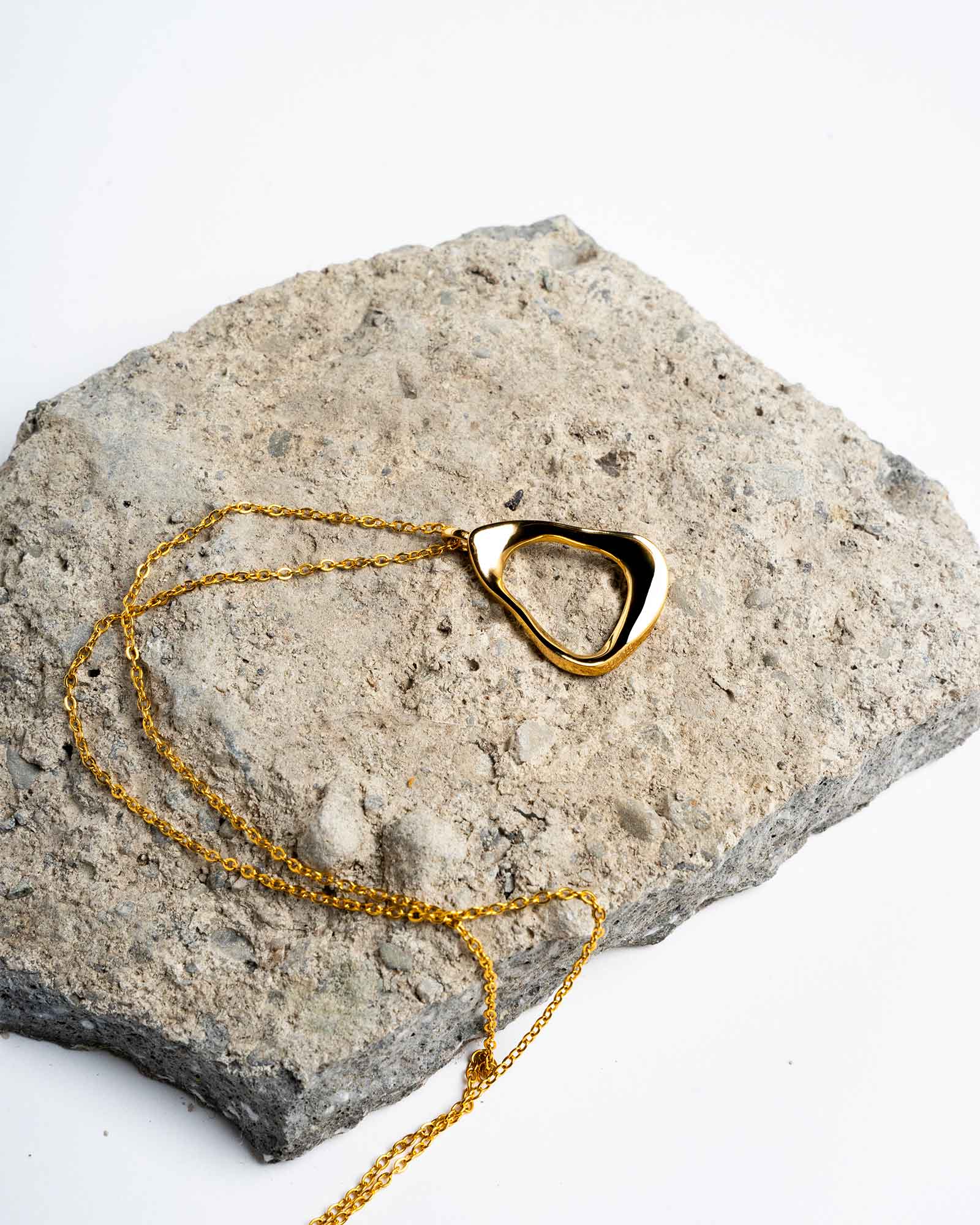 DAIMON NECKLACE · FIRST EDITION